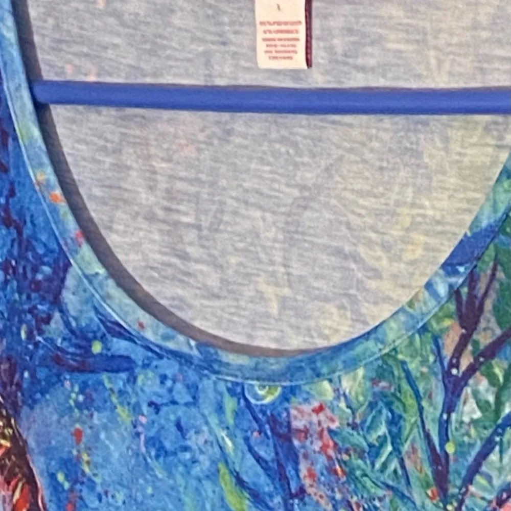 Colorful Fish Print 3/4 Sleeve Top - Picture 4 of 9